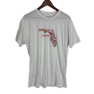 Vera Bradley Florida Short Sleeve White Floral T-Shirt Women's Large